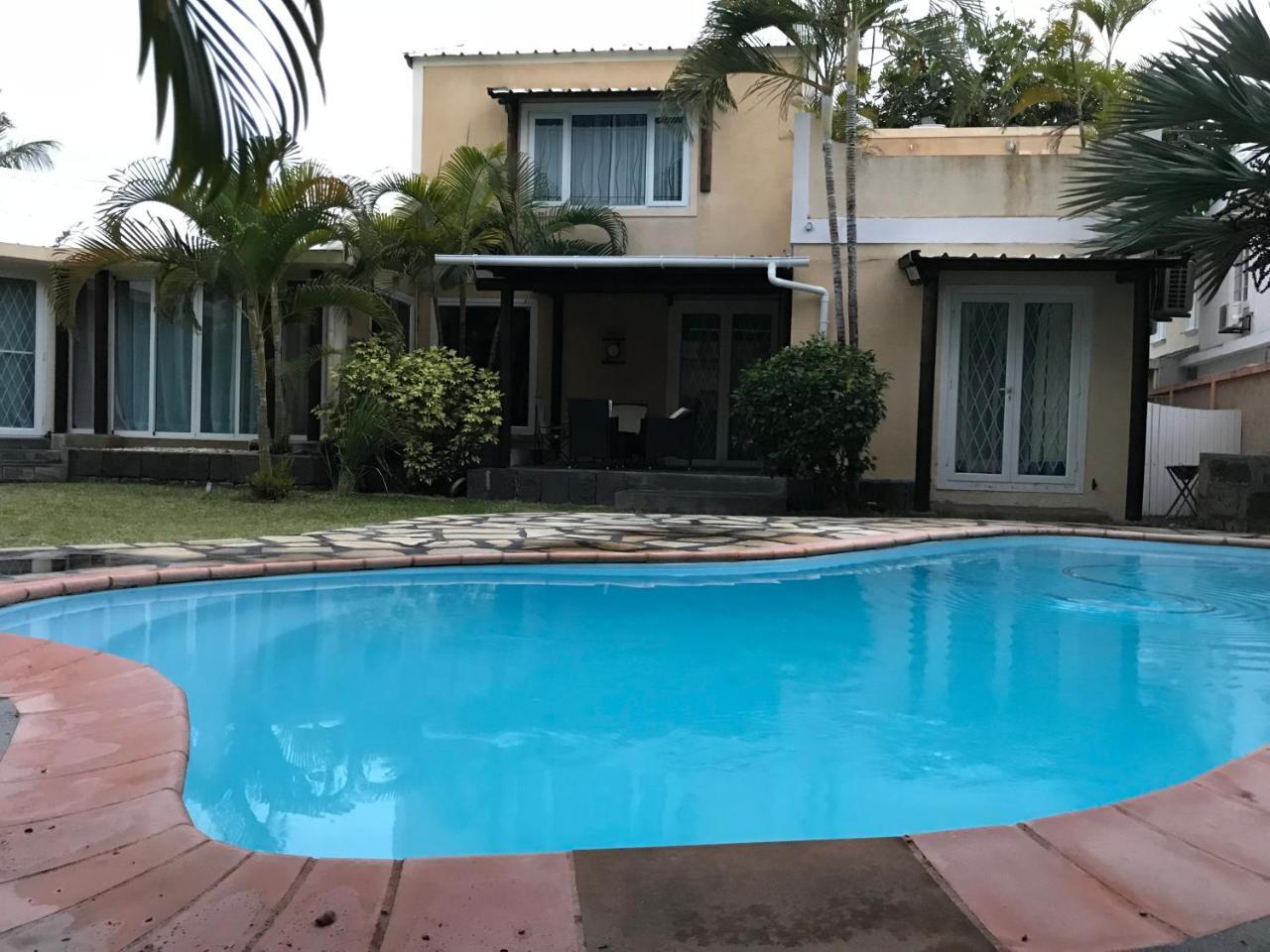 H&K Villa Blue Bay Exterior photo